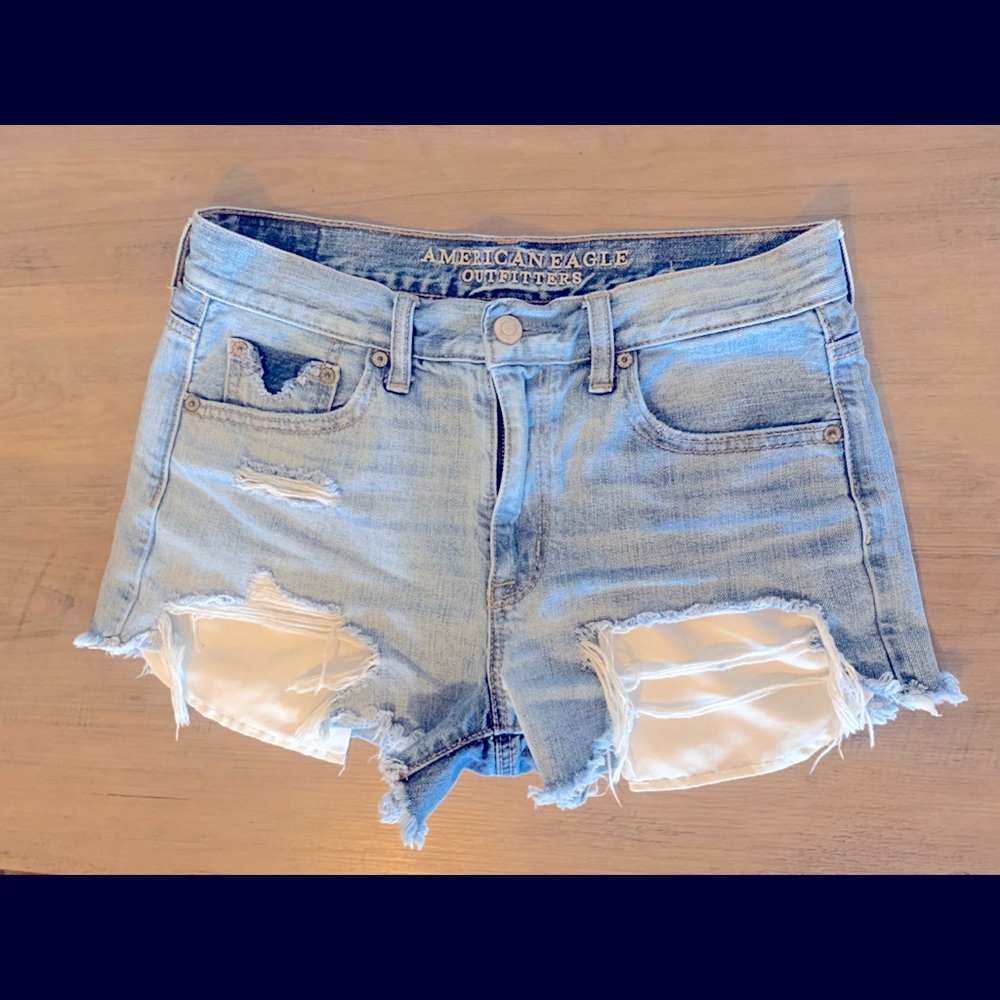 Distressed vintage high rise mom jean shorts